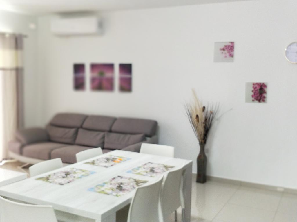 Ferienwohnung Sunstone Court St. Paul's Bay Exterior foto