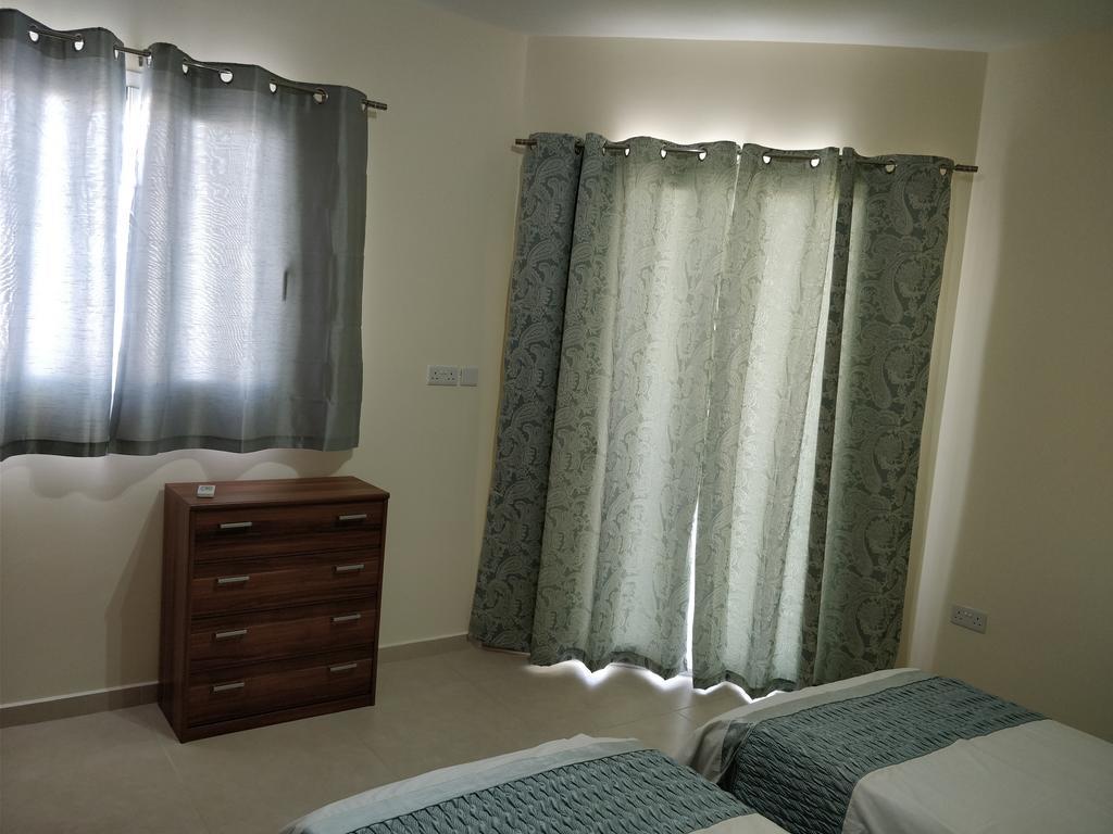 Ferienwohnung Sunstone Court St. Paul's Bay Exterior foto